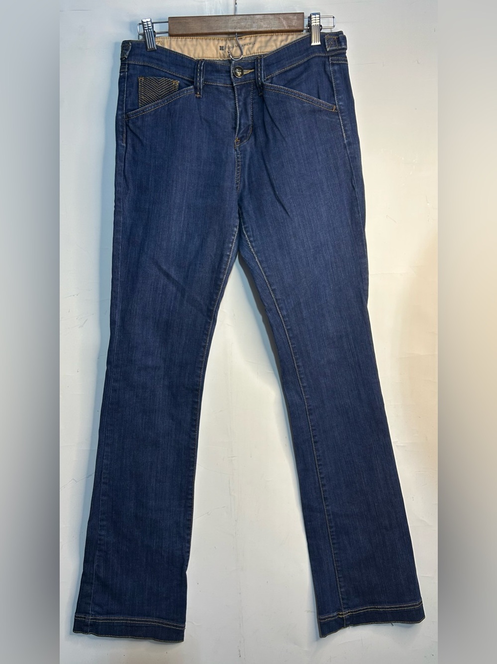 BCBG Maxaria Lone Straight Leg Ink Wash Jeans Size 29